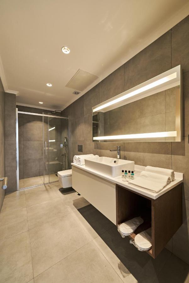 Selini Hotel Istanbul Airport Extérieur photo